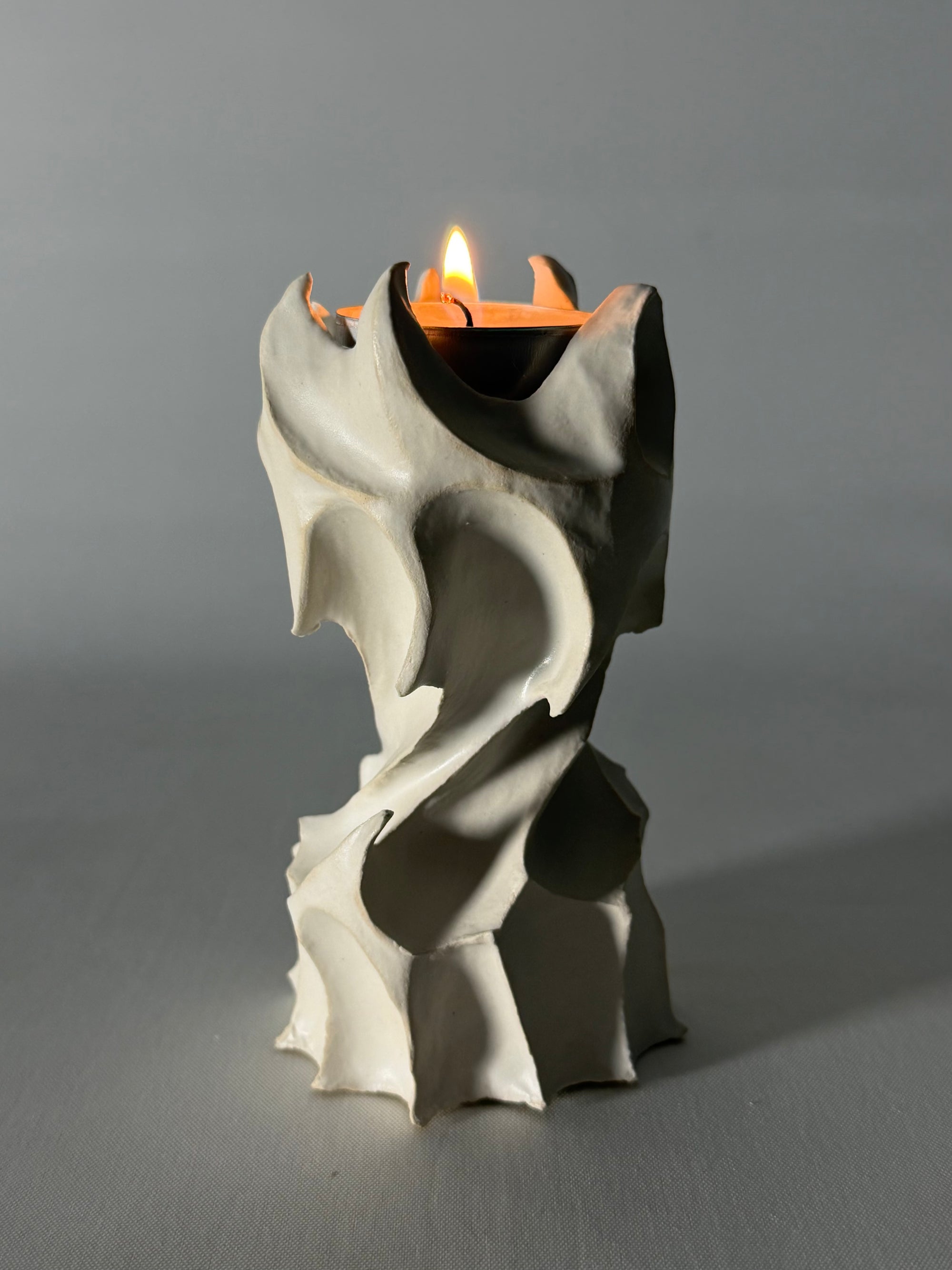 Pedrera No. 1 (Alabaster)